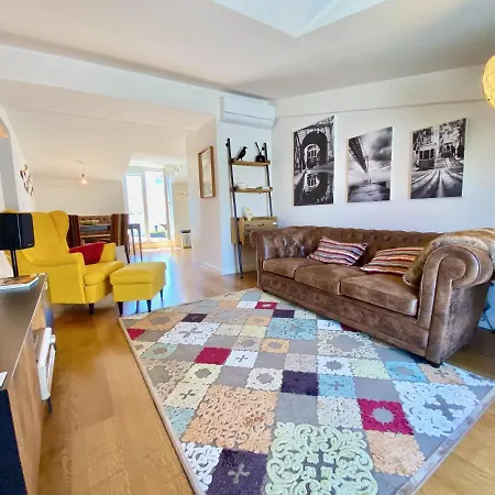 Unique By Myplaceforyou, In The Center Of With Views Over The And The Tagus River *