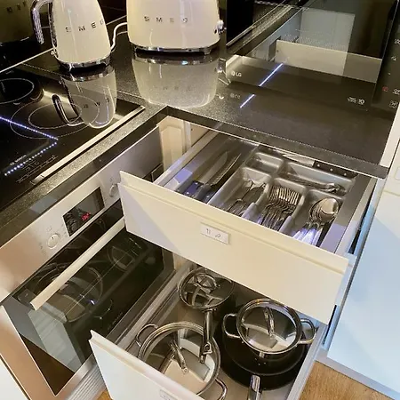 Unique By Myplaceforyou, In The Center Of With Views Over The And The Tagus River 리스본