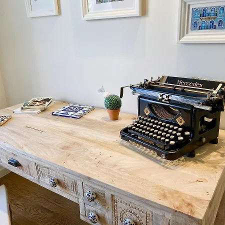 Unique By Myplaceforyou, In The Center Of With Views Over The And The Tagus River