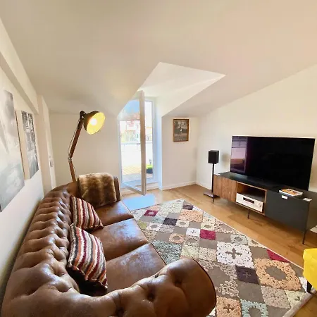 Unique By Myplaceforyou, In The Center Of With Views Over The And The Tagus River 아파트